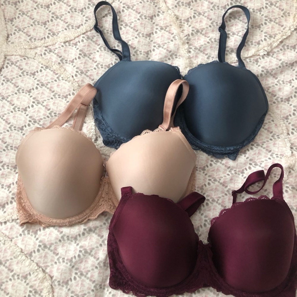 Victoria's Secret Dream AngelsSmooth T-Shirt Bra Set in Navy, Nude, and Burgundy